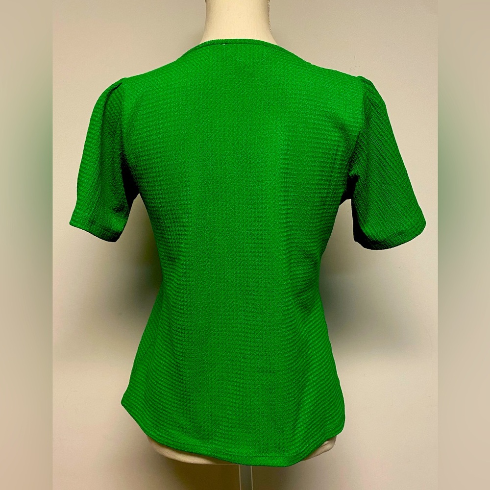 Michael Kors Vibrant Green with Gold Metal Logo Top Sz XS - Picture 2 of 7